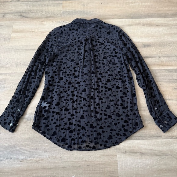 Equipment Femme Black Silk Blend Velvet Heart Sheer Button Up Shirt - Small - Picture 7 of 8